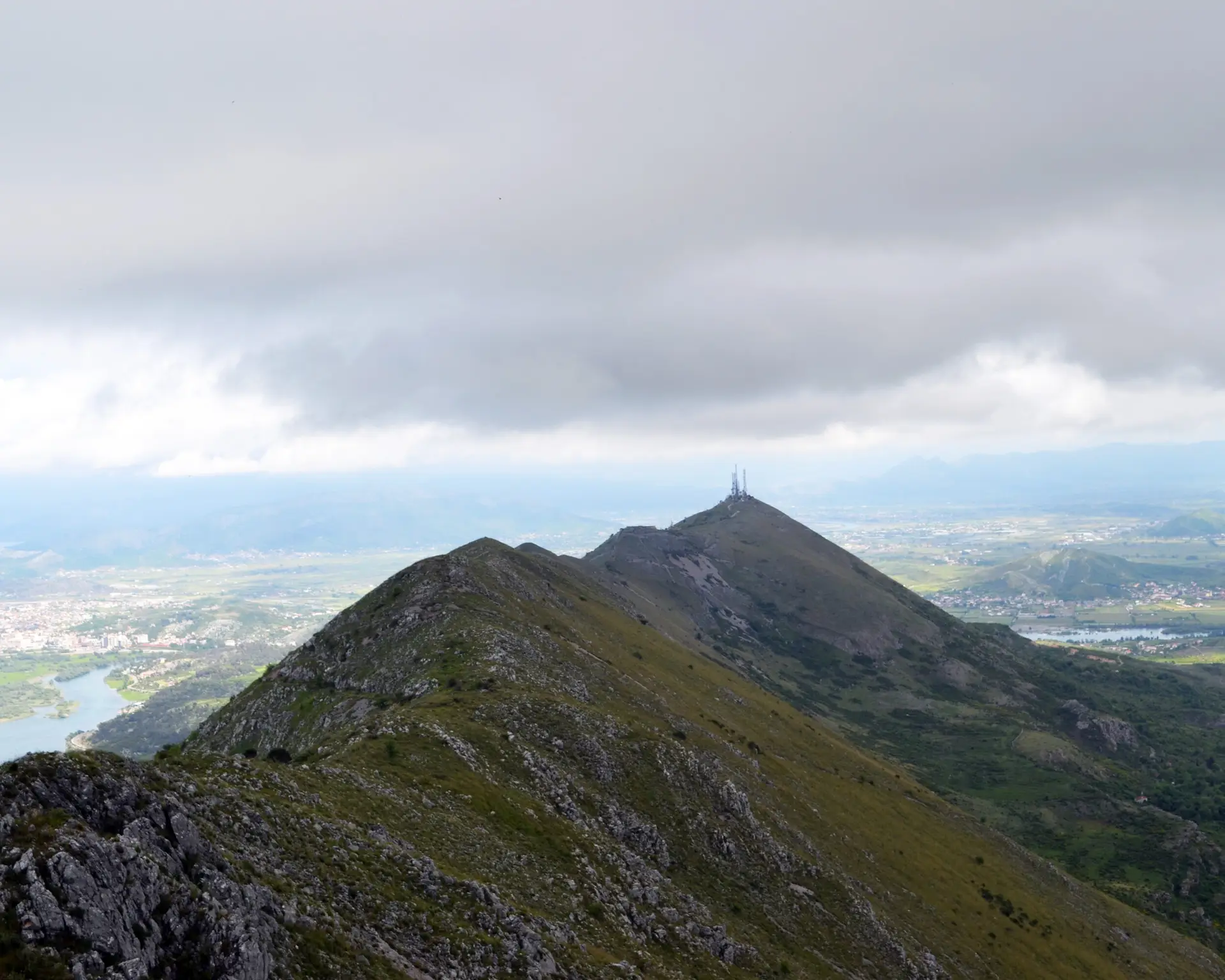 Traboshi Peak