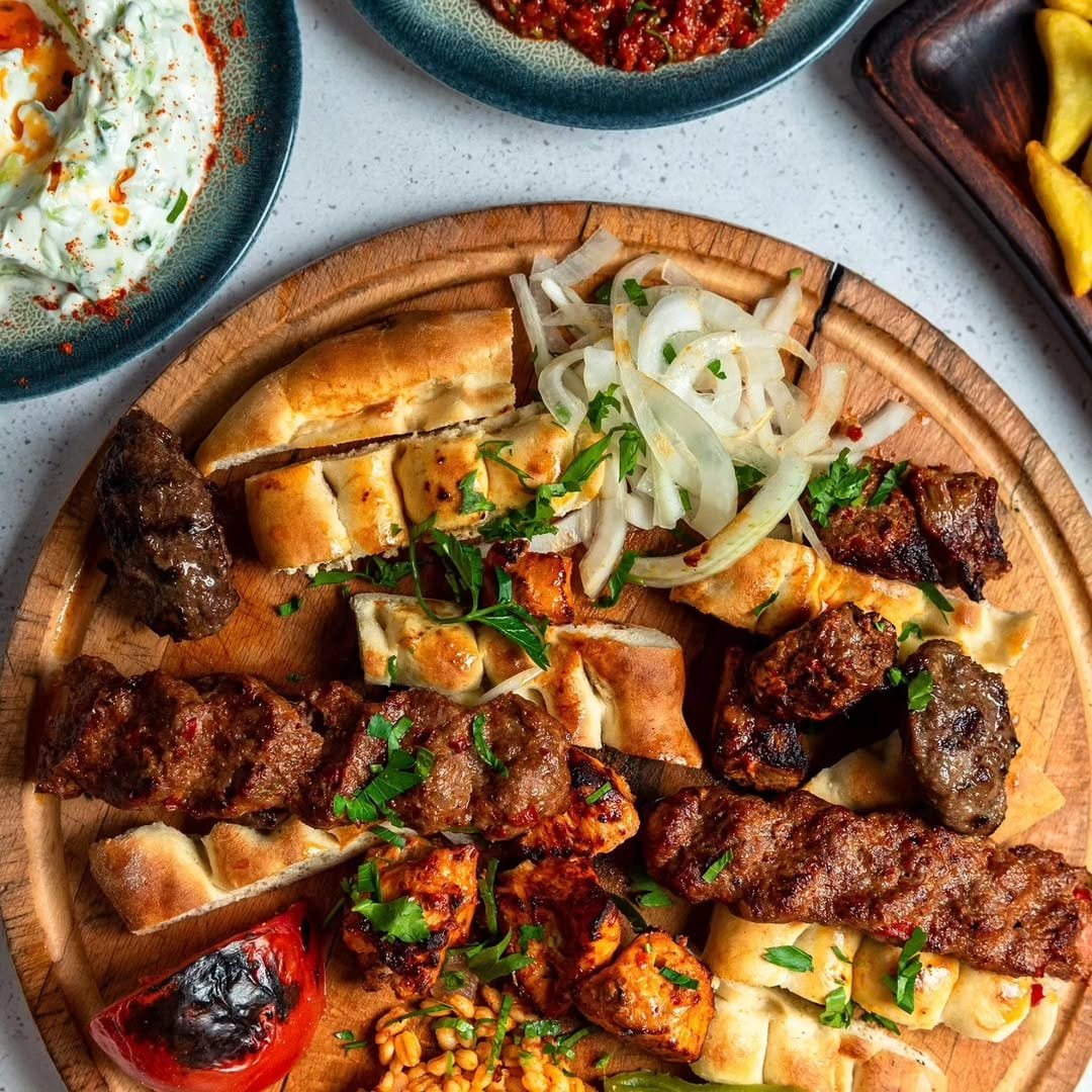 Hayal Et – Ranked #1 among the Top 5 Restaurants in Blloku