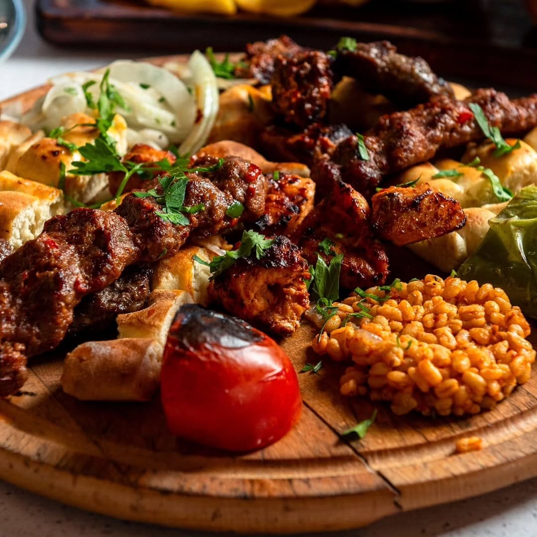 Hayal Et – Ranked #1 among the Top 5 Restaurants in Blloku