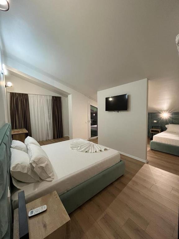 #1 Hotel Noel 3