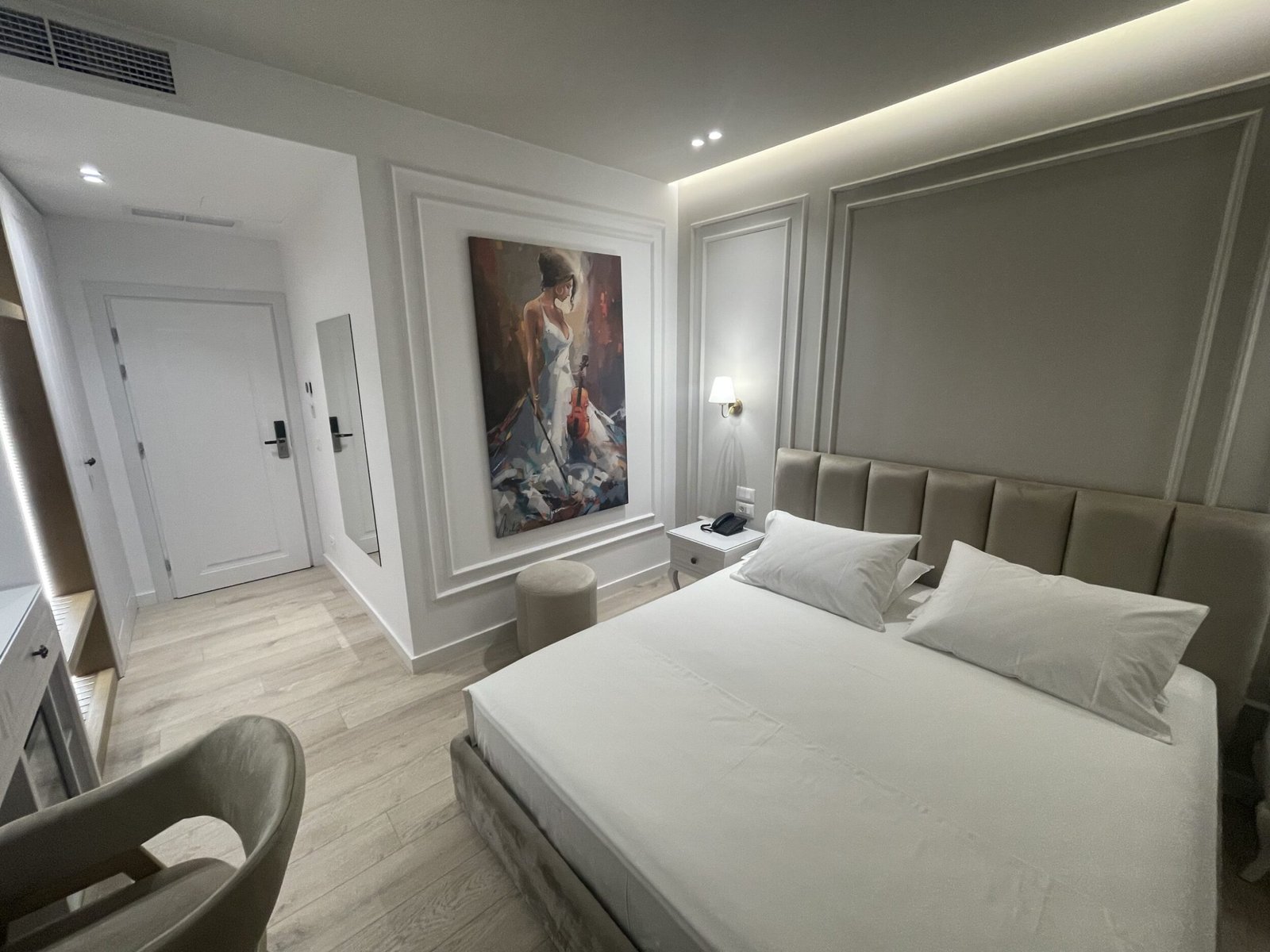 Modern amenities at Seaside Hotel